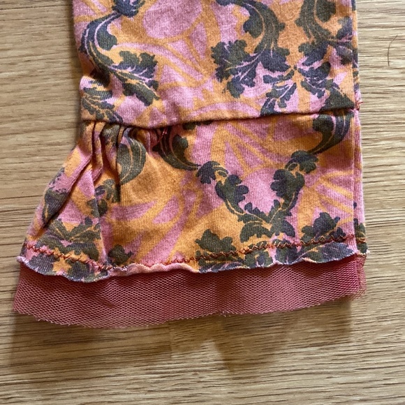 Vintage Inner Child LS tee shirt with embroidered flowers - Picture 3 of 8